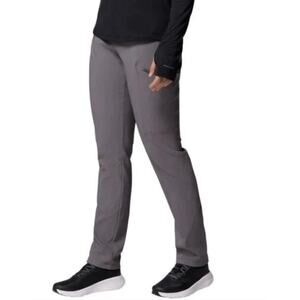 Columbia Women's Fleece Lined Active Fit Straight Leg Pants in City Gray NWT Med